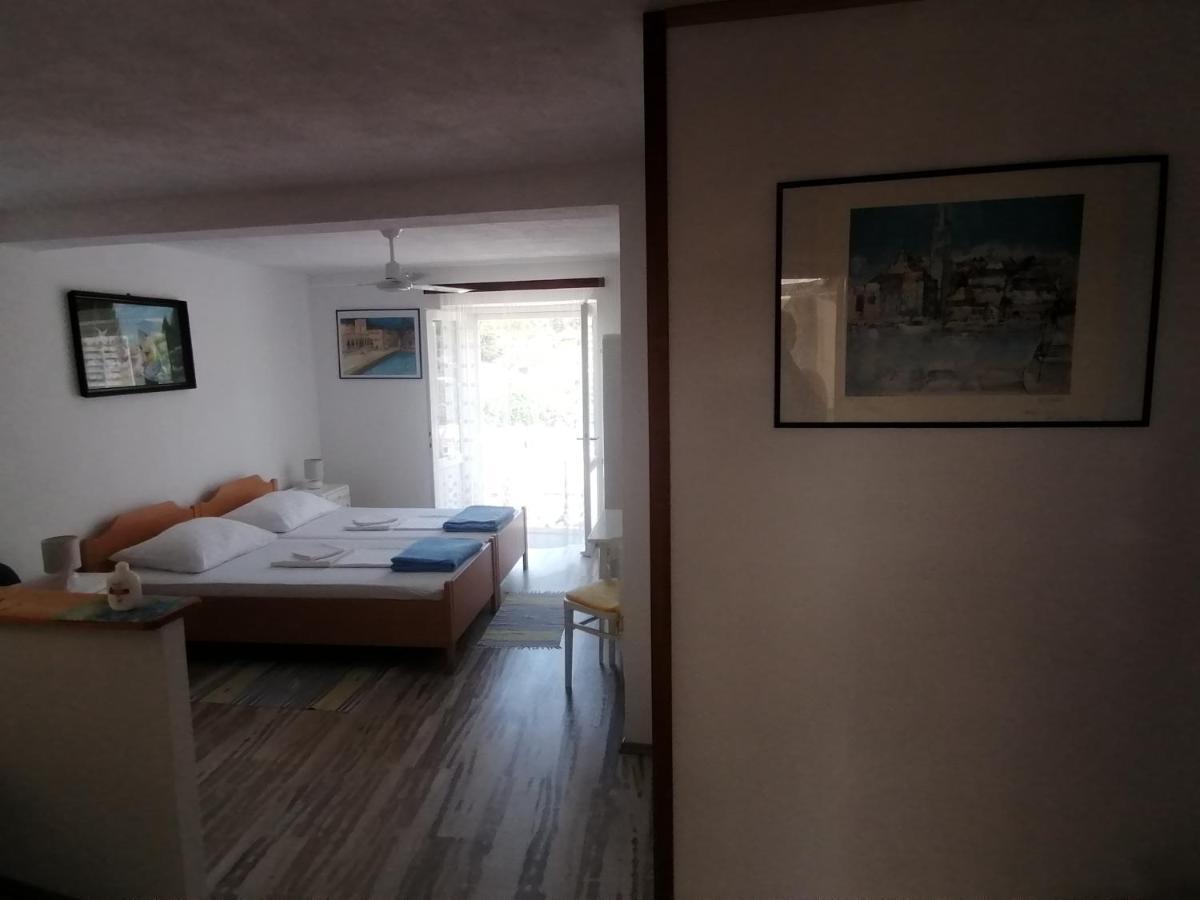 Guesthouse Bracanovic Hvar Town Exterior foto